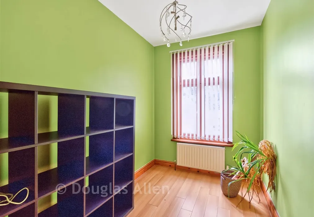 Bedroom - Wellesley Road, Ilford, Essex - Wards of Kent