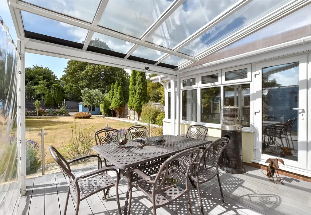 Patio / Decking - Earlsfield Road, Hythe, Kent - Wards of Kent