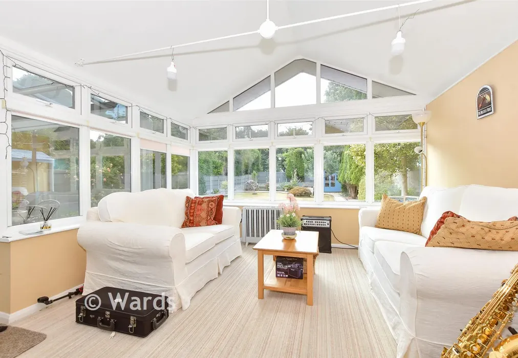 Conservatory - Earlsfield Road, Hythe, Kent - Wards of Kent