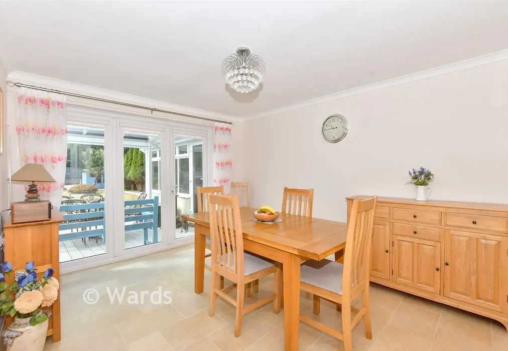 Kitchen/ Diner - Earlsfield Road, Hythe, Kent - Wards of Kent