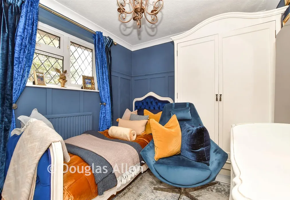 Bedroom 3 - Broxted Drive, Wickford, Essex - Wards of Kent