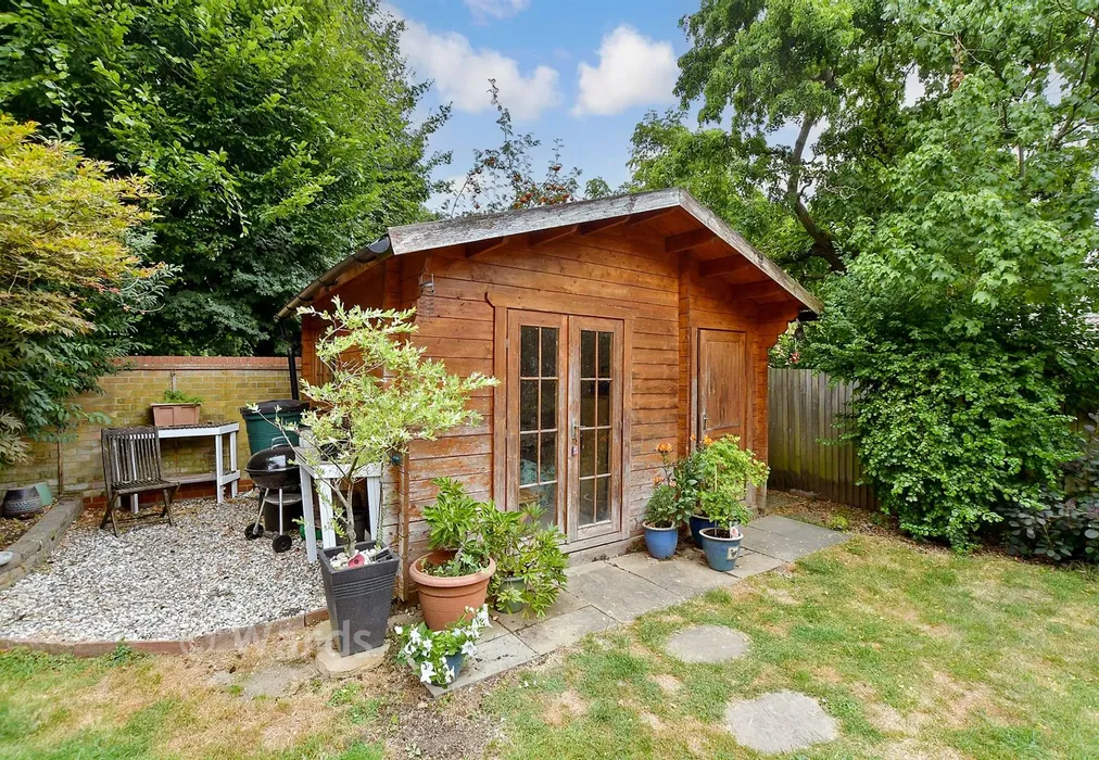 Workshop/Outbuildings - The Ridgeway, Lympne, Kent - Wards of Kent