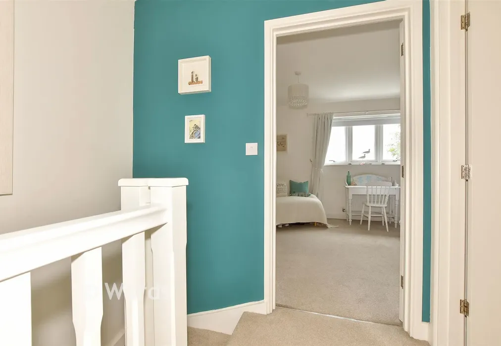 Hallway - Kilndown Place, Stelling Minnis, Canterbury, Kent - Wards of Kent