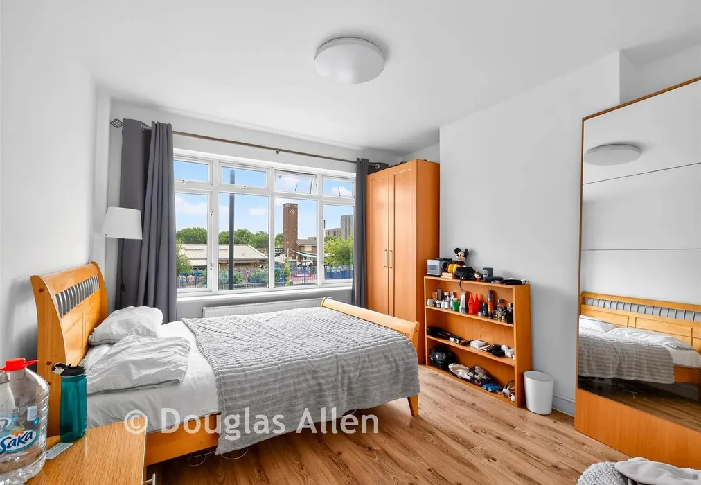 Bedroom - Bastable Avenue, Barking, Essex - Wards of Kent
