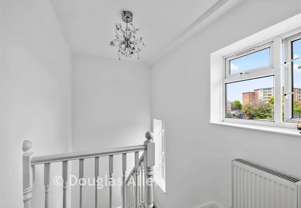 Landing - Bastable Avenue, Barking, Essex - Wards of Kent