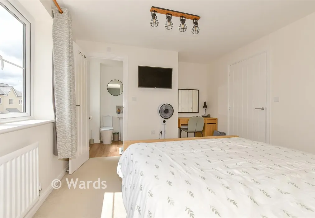 Bedroom 1 - Butterfield Way, Ash, Kent - Wards of Kent
