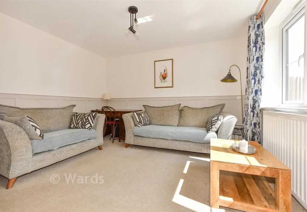 Lounge - Butterfield Way, Ash, Kent - Wards of Kent