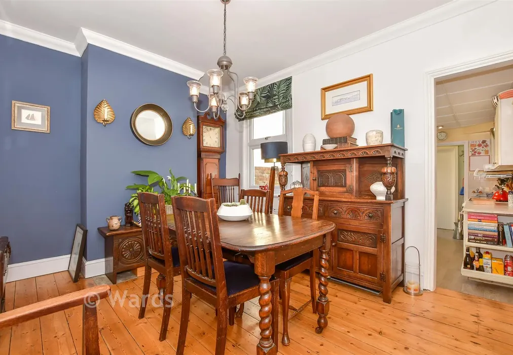 Dining Room - Salisbury Road, Chatham, Kent - Wards of Kent