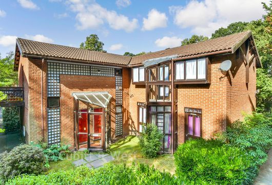 Spinney Gardens, London - Wards of Kent