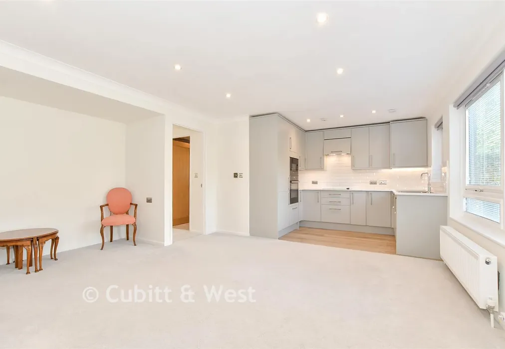 Lounge/Diner - Ilford Court, Cranleigh, Surrey - Wards of Kent