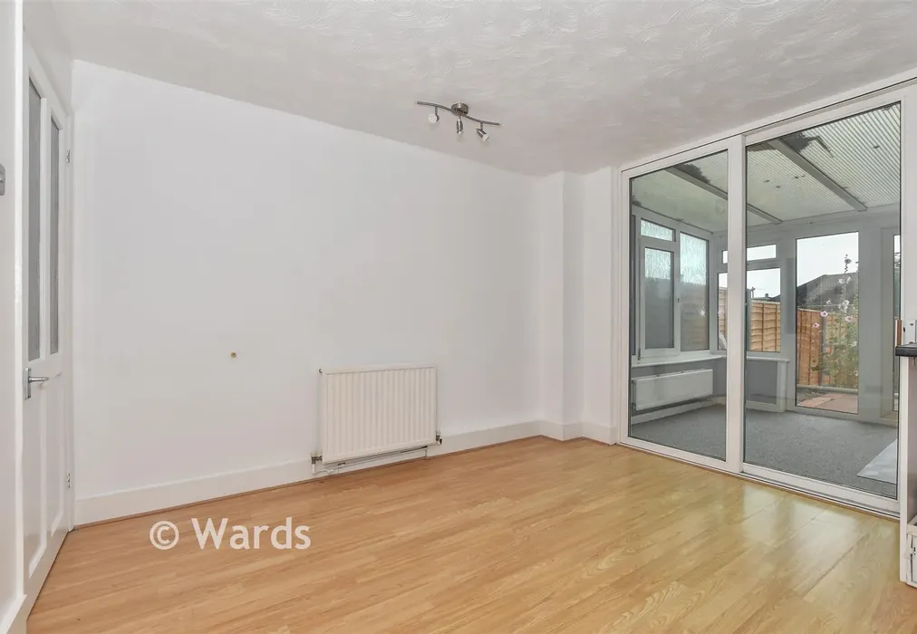 Kitchen/Diner - Herons Way, Hythe, Kent - Wards of Kent