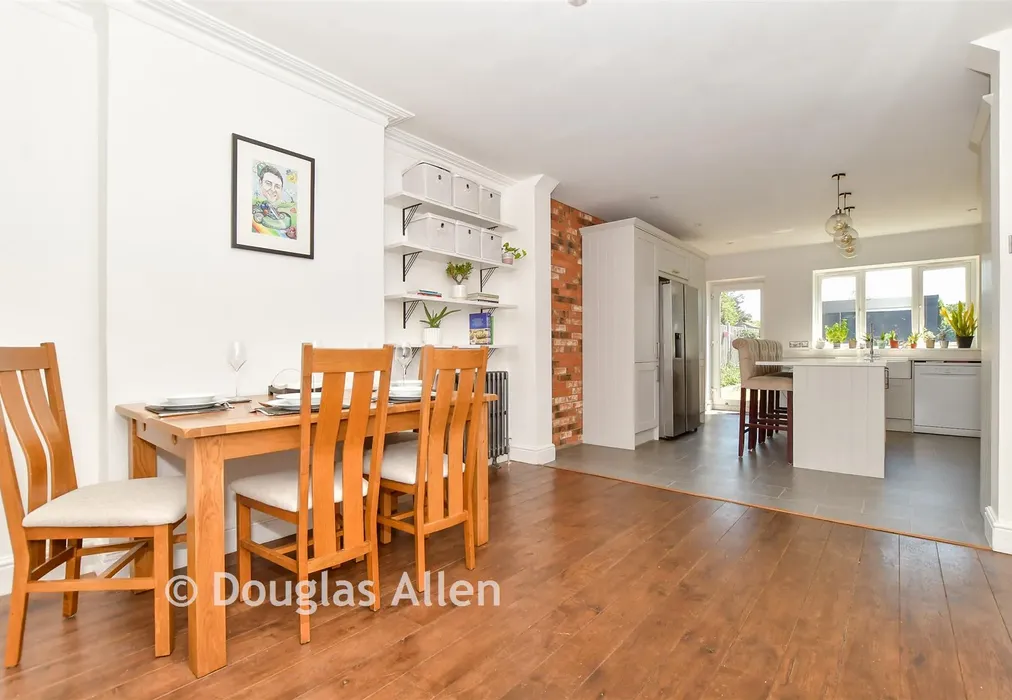 Dining Area - Clydesdale Road, Hornchurch, Essex - Wards of Kent