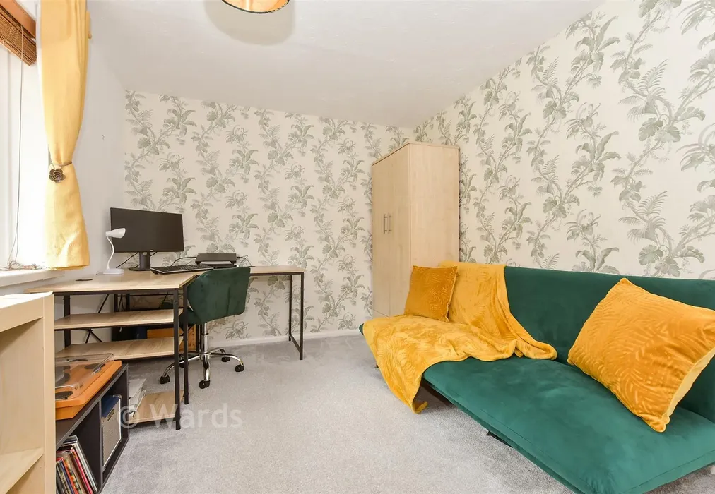 Bedroom 2 - Durham Close, Dover, Kent - Wards of Kent