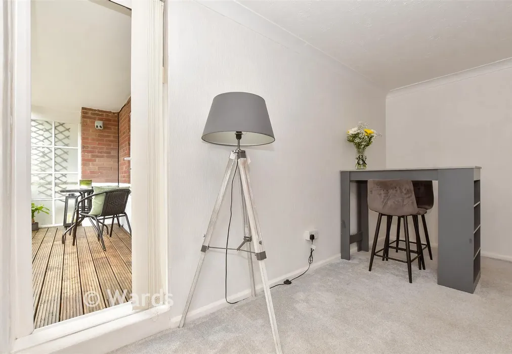 Internal Lifestyle Photograph - Durham Close, Dover, Kent - Wards of Kent