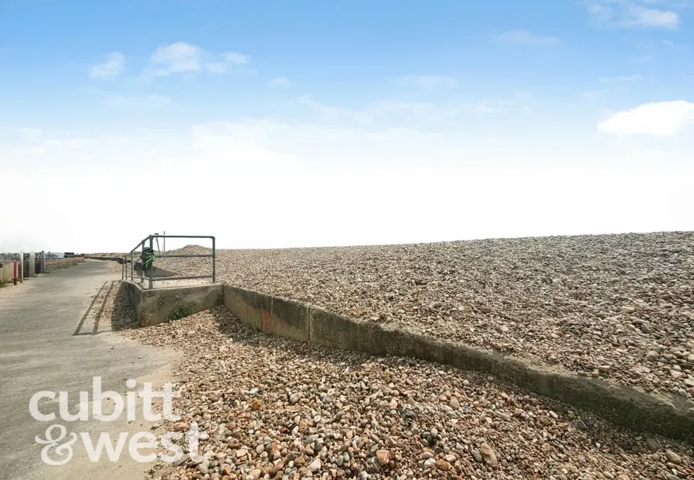  - Southwood Road Hayling Island PO11 - Wards of Kent