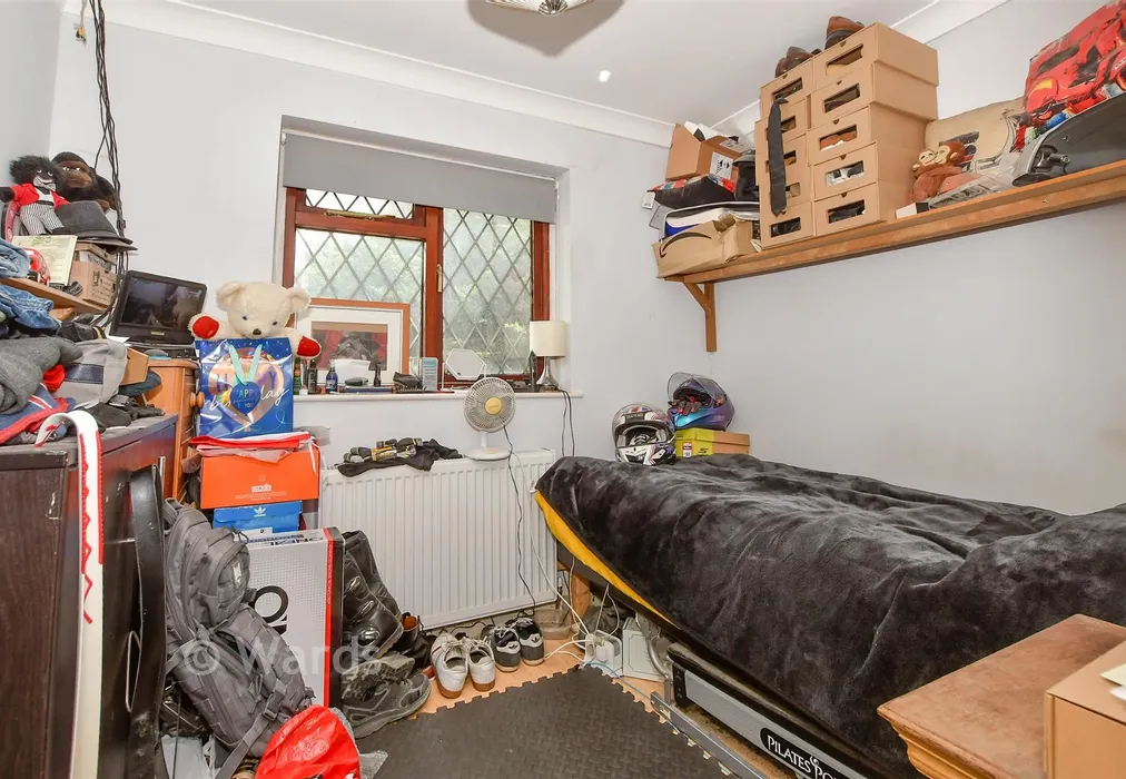 Bedroom 3 - The Avenue, Greenacres, Aylesford, Kent - Wards of Kent