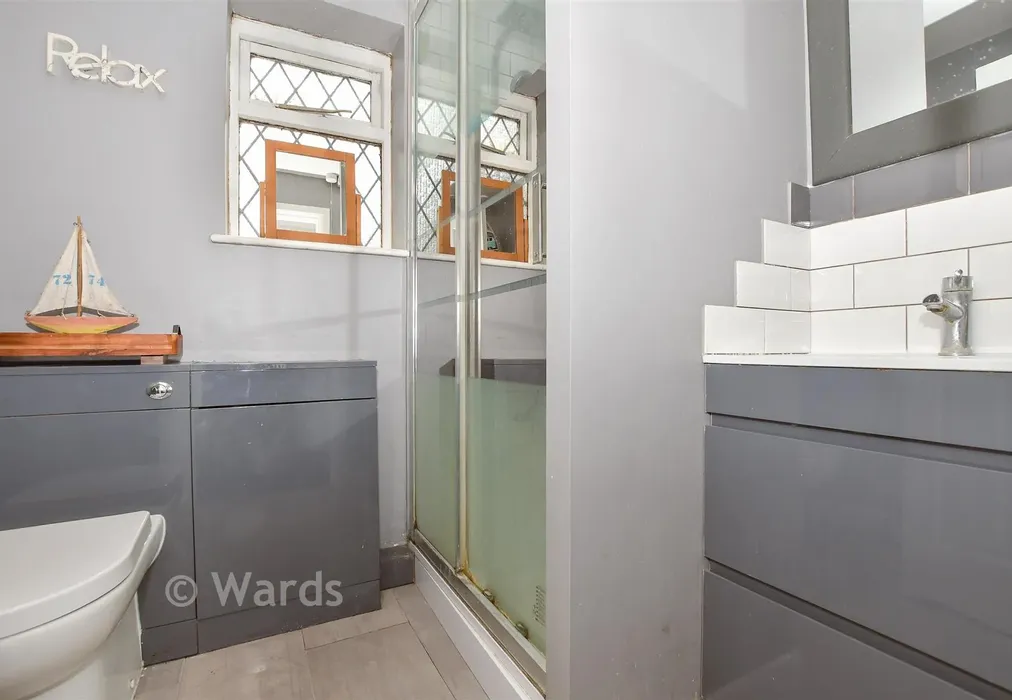 Shower Room - The Avenue, Greenacres, Aylesford, Kent - Wards of Kent