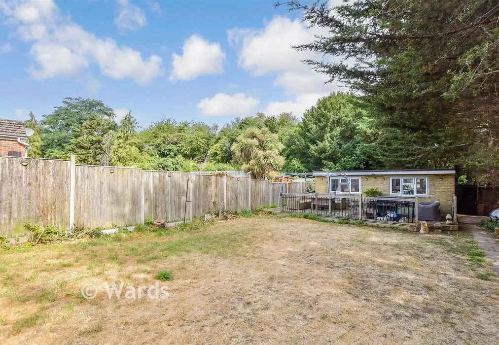 Rear Garden - The Avenue, Greenacres, Aylesford, Kent - Wards of Kent