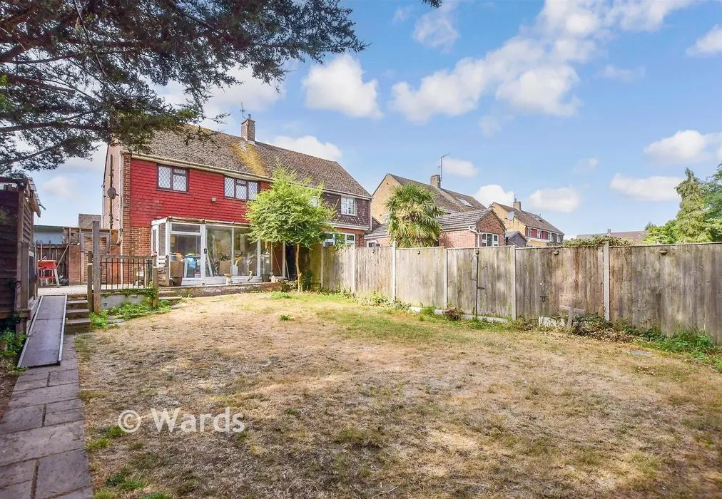 Rear Garden - The Avenue, Greenacres, Aylesford, Kent - Wards of Kent