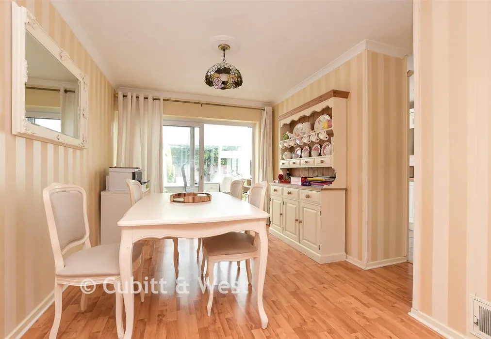 Dining Area - Talbot Close, Reigate, Surrey - Wards of Kent