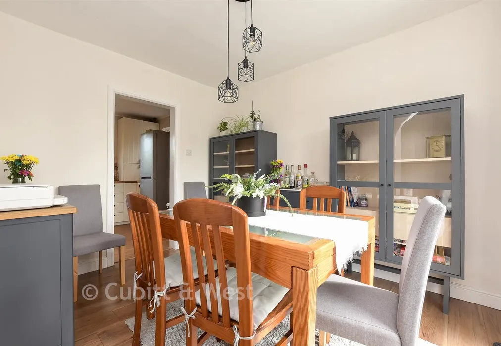 Dining Area - South Mead, Redhill, Surrey - Wards of Kent