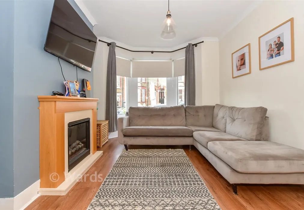 Lounge - Malmains Road, Dover, Kent - Wards of Kent