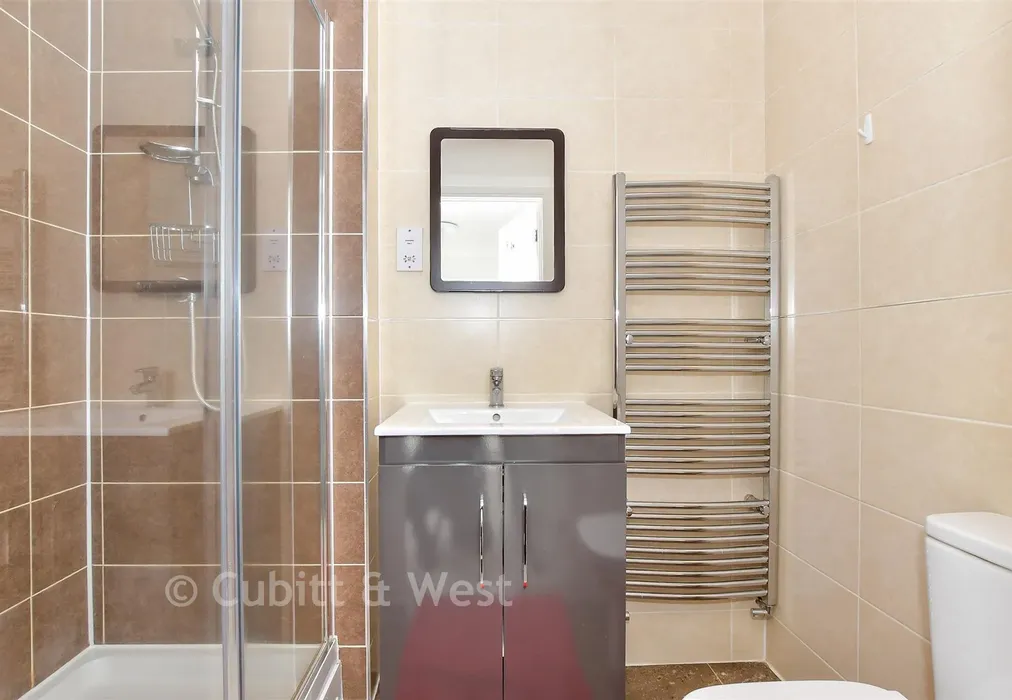 En-Suite Shower Room - Union Road, Portsmouth, Hampshire - Wards of Kent