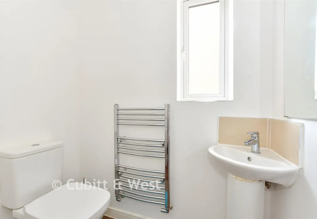 Internal Lifestyle Photograph - Union Road, Portsmouth, Hampshire - Wards of Kent