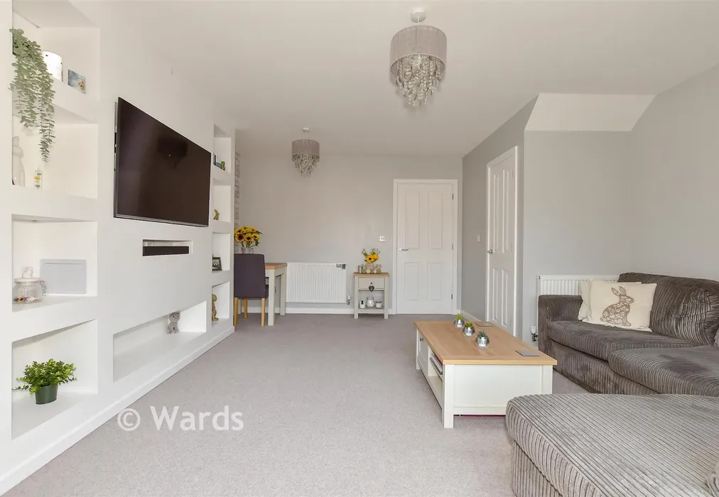 Lounge/Diner - Butterworth Road, Whitstable, Kent - Wards of Kent
