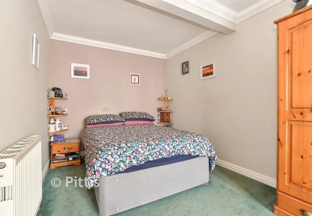 Bedroom 1 - Beachfield Road, Sandown, Isle of Wight - Wards of Kent