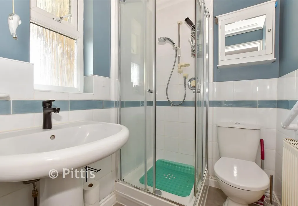 En-Suite Shower Room - Beachfield Road, Sandown, Isle of Wight - Wards of Kent