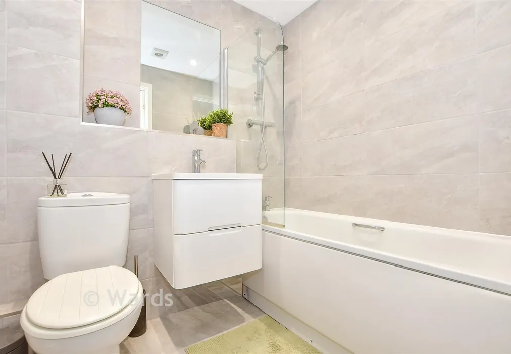 Bathroom - Furfield Chase, Boughton Monchelsea, Maidstone, Kent - Wards of Kent