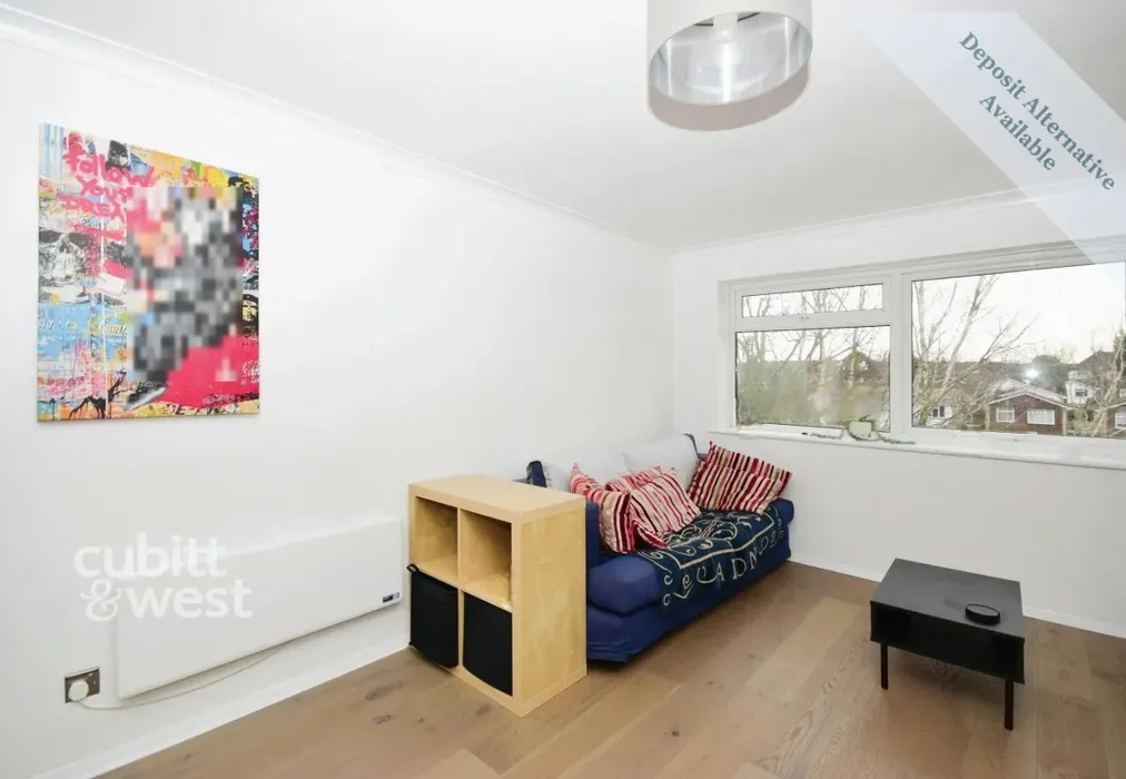 Living Room - Mulgrave Road Sutton SM2 - Wards of Kent