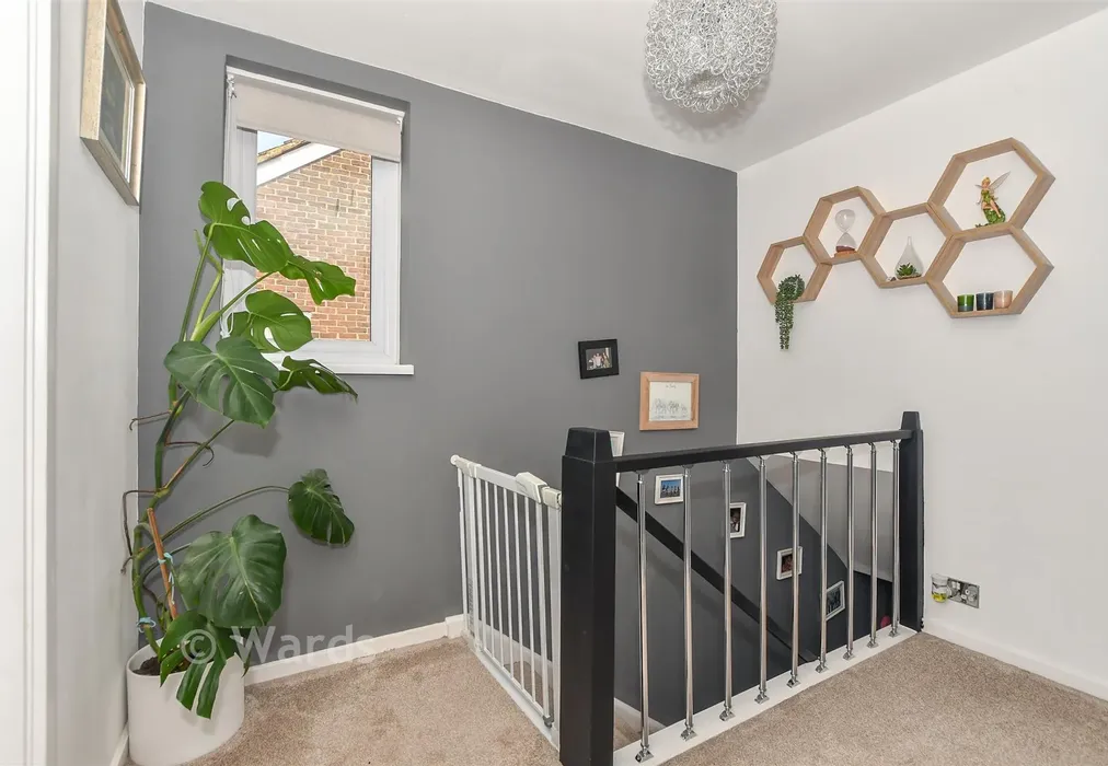 Landing - Hythe Road, Willesborough, Ashford, Kent - Wards of Kent