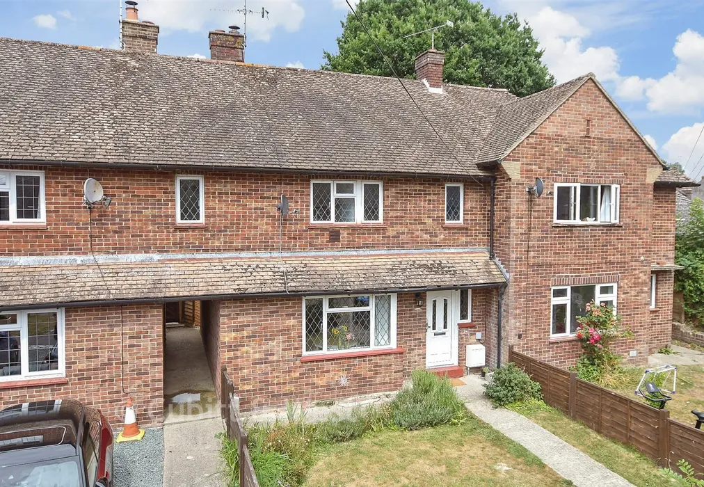 External (Web) - Drivers Mead, Lingfield, Surrey - Wards of Kent