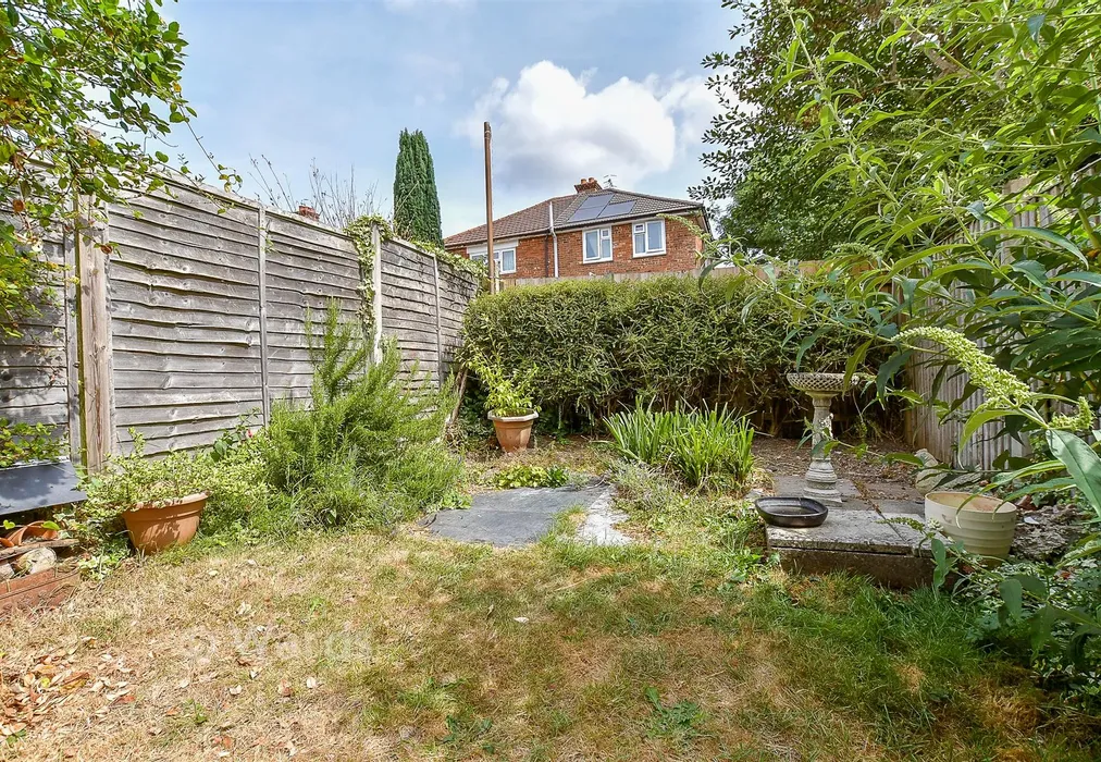 Rear Garden - Cambrian Road, Tunbridge Wells, Kent - Wards of Kent