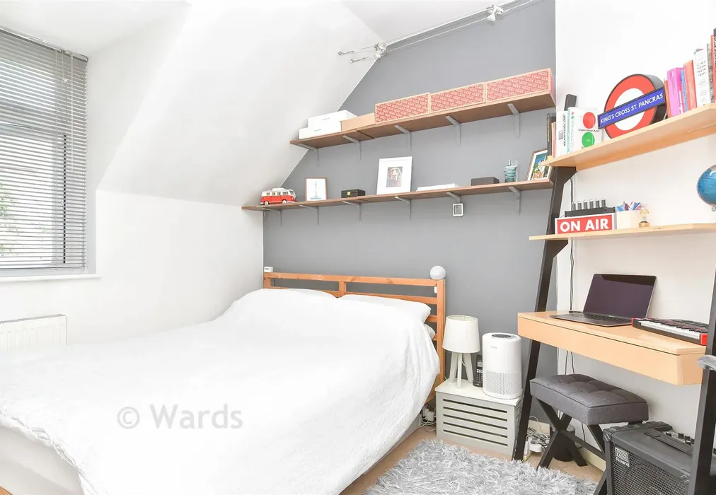 Bedroom 2 - Iron Mill Place, Dartford, Kent - Wards of Kent