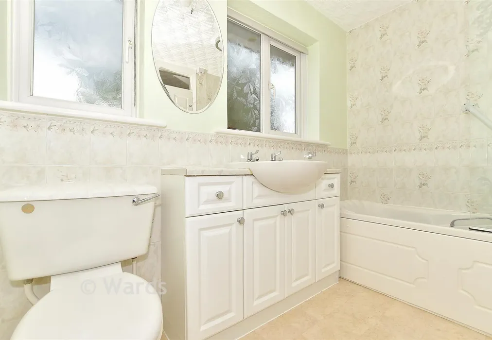 Bathroom - Henwoods Crescent, Pembury, Kent - Wards of Kent