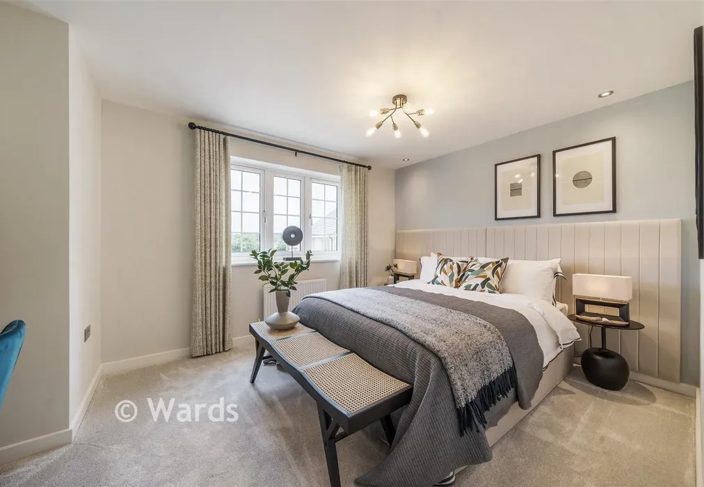 Bedroom 1 - Old Station Crescent, Horsmonden, Kent - Wards of Kent