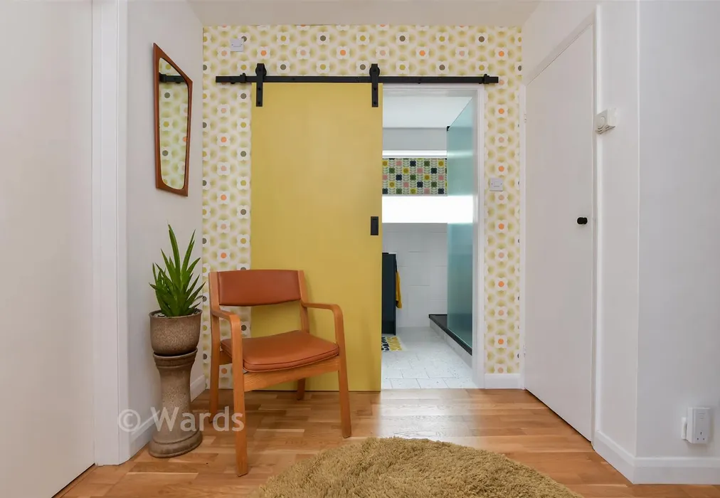 Hallway - King Edward Road, Birchington, Kent - Wards of Kent