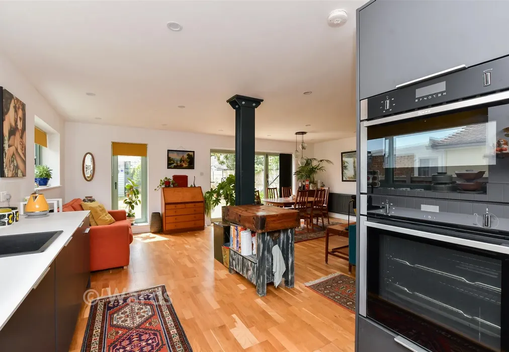Kitchen - King Edward Road, Birchington, Kent - Wards of Kent