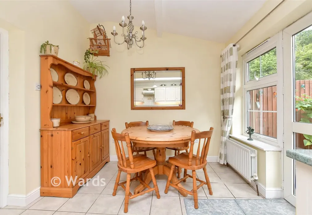 Breakfast Area - Sadlers Close, Walderslade, Chatham, Kent - Wards of Kent
