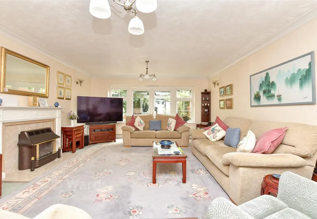 Lounge - Sadlers Close, Walderslade, Chatham, Kent - Wards of Kent