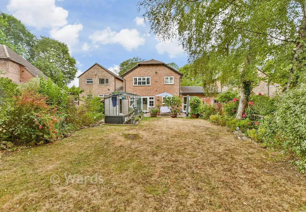 Rear Garden - Sadlers Close, Walderslade, Chatham, Kent - Wards of Kent