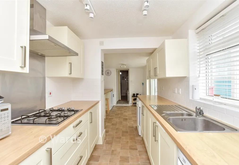 Kitchen/Breakfast Room - Berridge Road, Sheerness, Kent - Wards of Kent
