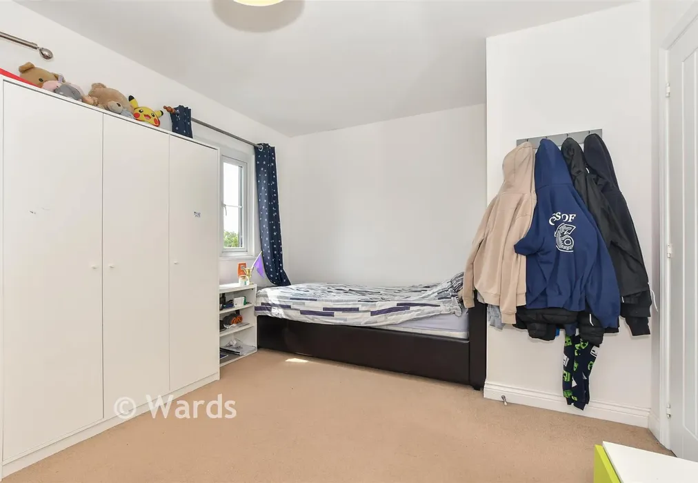 Bedroom 3 - Herdwick Close, Kingsnorth, Ashford, Kent - Wards of Kent