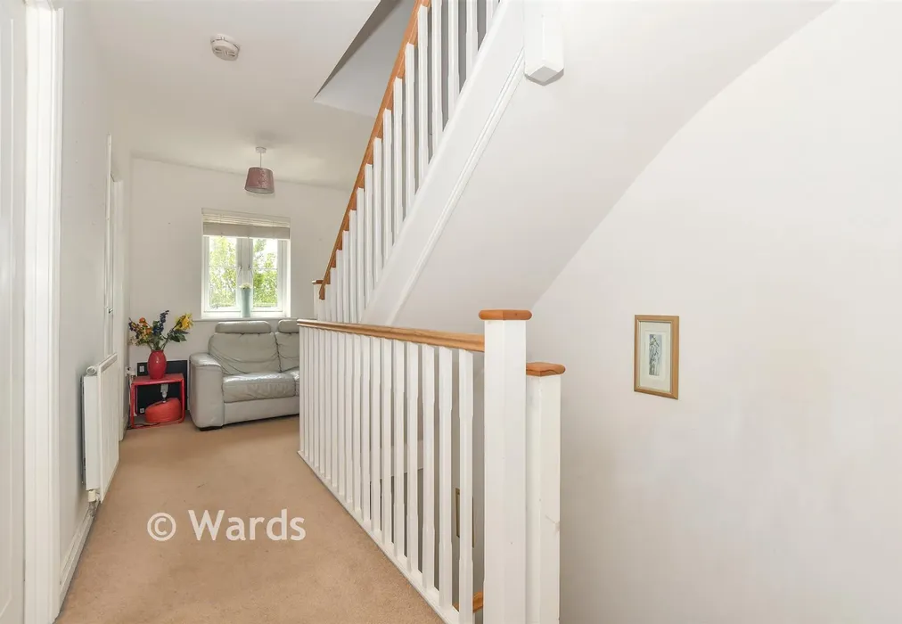 Landing - Herdwick Close, Kingsnorth, Ashford, Kent - Wards of Kent