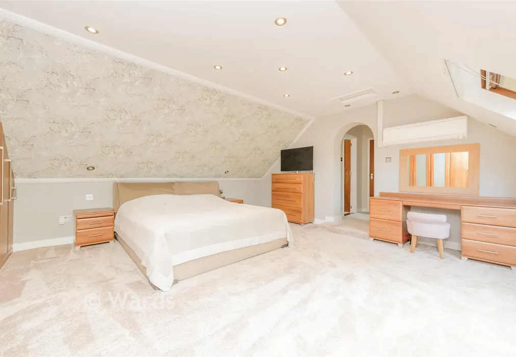 Bedroom 1 - St. David's Road, Swanley, Kent - Wards of Kent