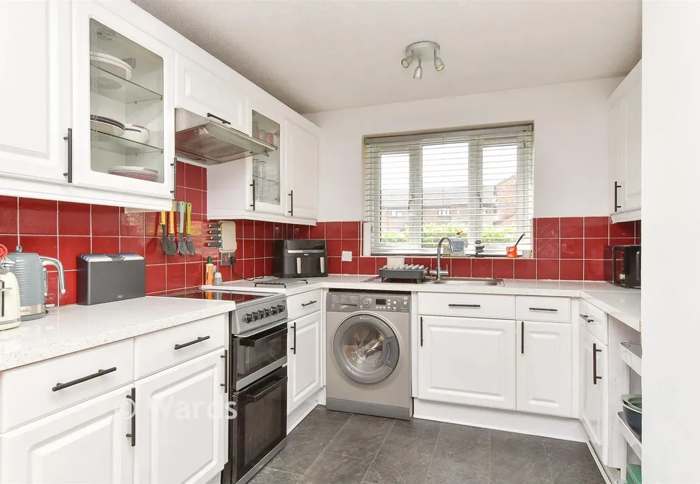 Kitchen/Lounge/ Dining Area - Woodfall Drive, Dartford, Kent - Wards of Kent
