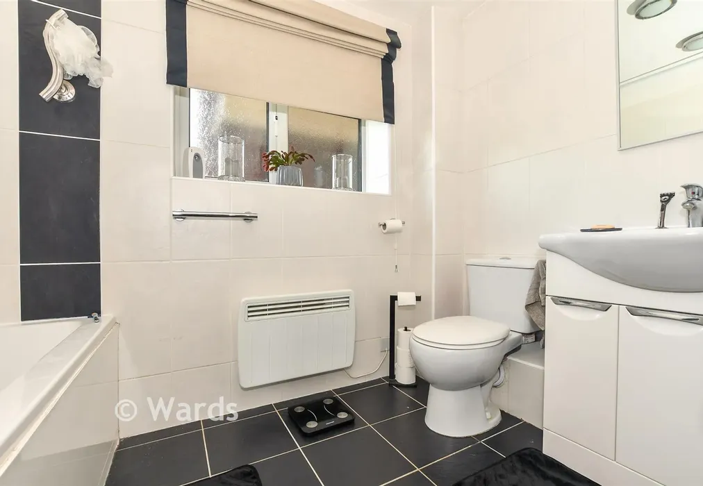 Bathroom - Nine Acres, Kennington, Kent - Wards of Kent
